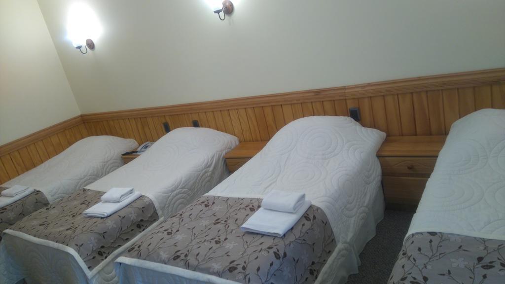 Hostal Loreto Belen Puerto Natales Exterior photo
