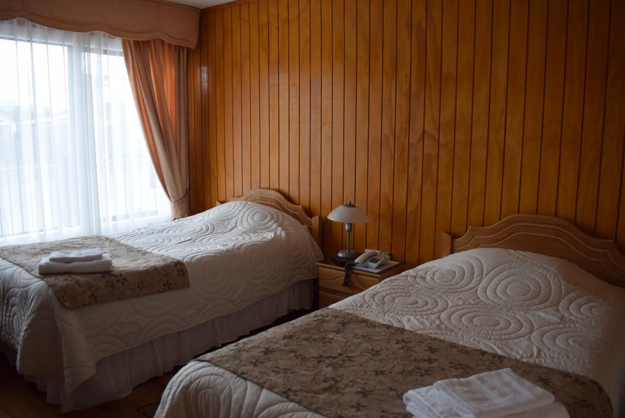 Hostal Loreto Belen Puerto Natales Exterior photo